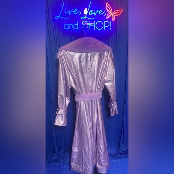 💜 Lilac Detachable Faux Fur& Belt, Faux Leather Metallic Maxi Trench Coat 💜 NWT - Picture 11 of 14